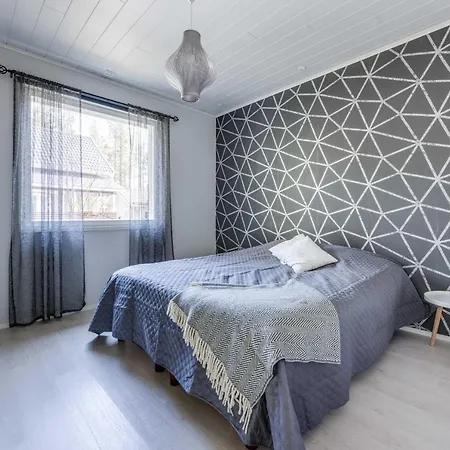 Karhunkaeaepae Incl Wifi, Ac, Sauna, Terrace *