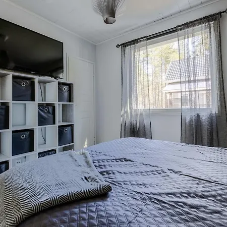 Karhunkaeaepae Incl Wifi, Ac, Sauna, Terrace * Kalajoki